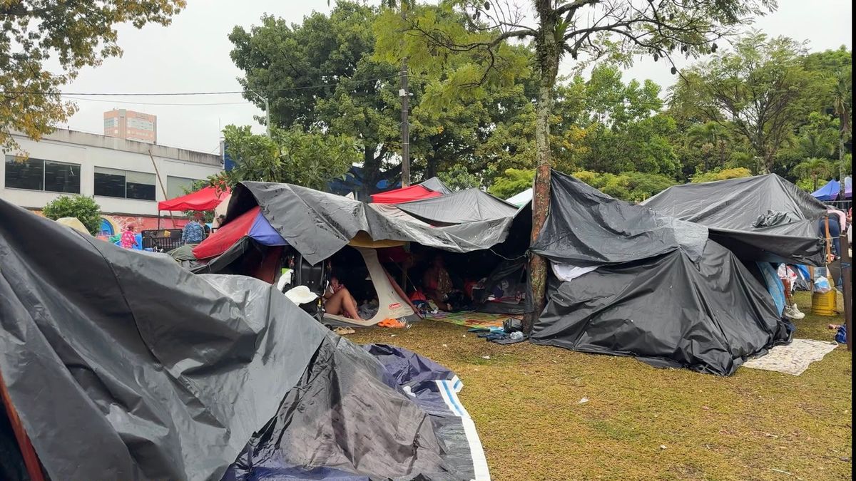 “No quedó nada”: familias damnificadas por el terremoto sobreviven en albergues de Pereira en medio de lluvia