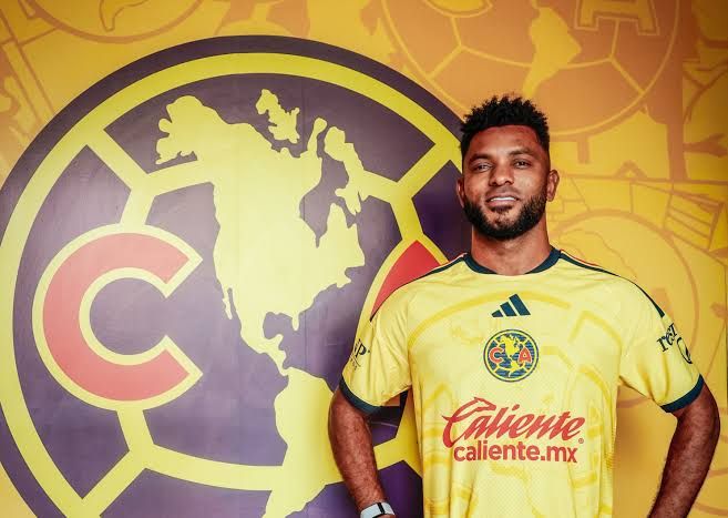 Miguel Borja en su nuevo equipo, el América de México