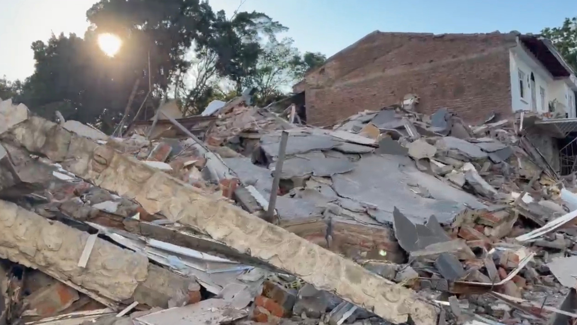El terremoto en Cali dejó decenas de viviendas afectadas por el impacto del movimiento.