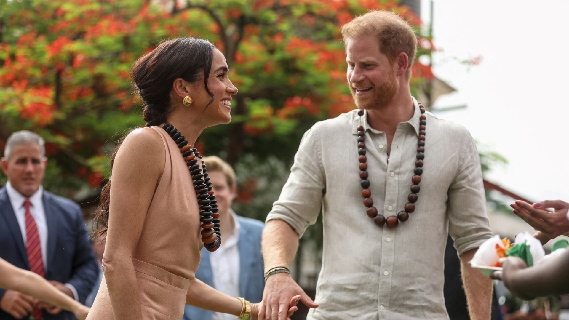 Una fuente cercana a Harry citada por The Sunday Times afirmó que la familia podría permanecer en Reino Unido seis meses, un año o incluso más.