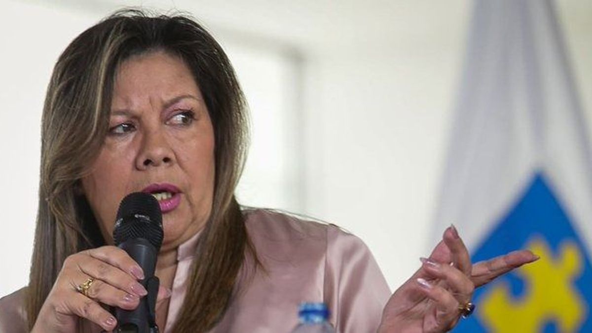 Luz Adriana Camargo, Fiscal General de la Nación.