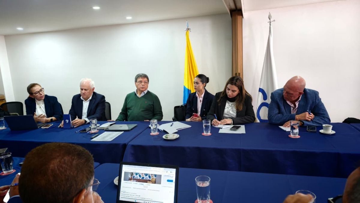 Cooperativas piden a la SuperSolidaria cambios en la supervisión y las reglas que regulan al sector