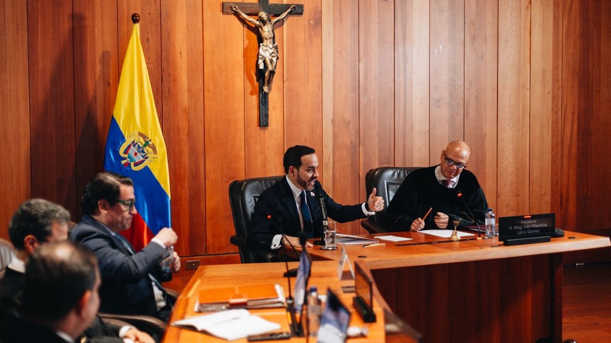 Presidente Abelardo de la Espriella y magistrados de la Corte Suprema.