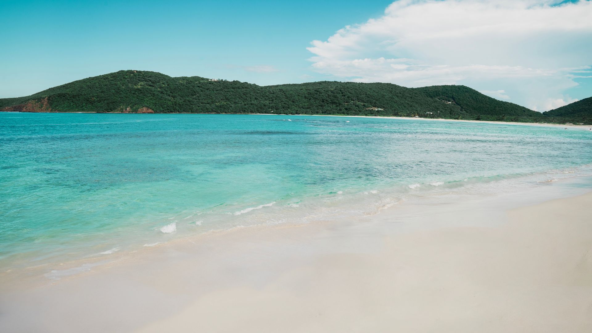Playa Flamenco, Culebra