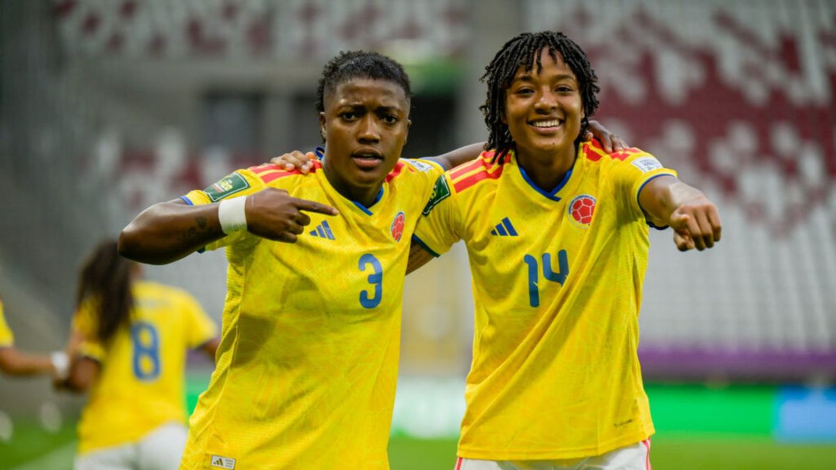 Colombia celebrando el triunfo ante Costa Rica en el Mundial Femenino sub 20