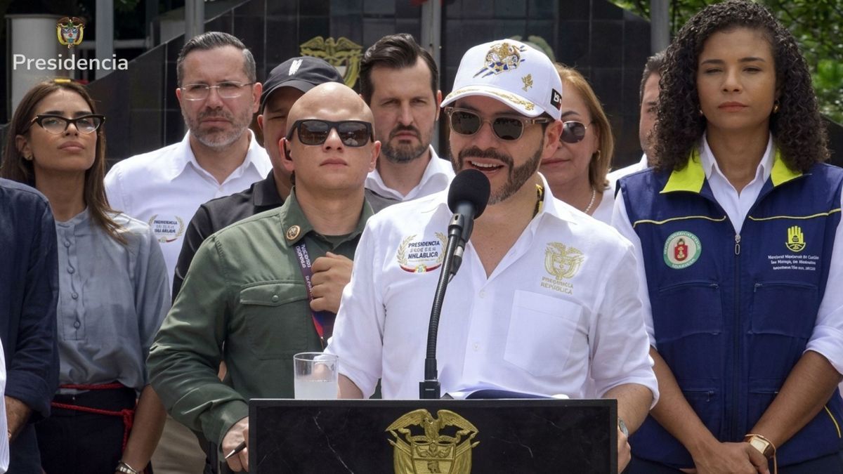 El mandatario emitió un discurso en el que afirmaba cómo se reconstruiría Chocó tras el terremoto.