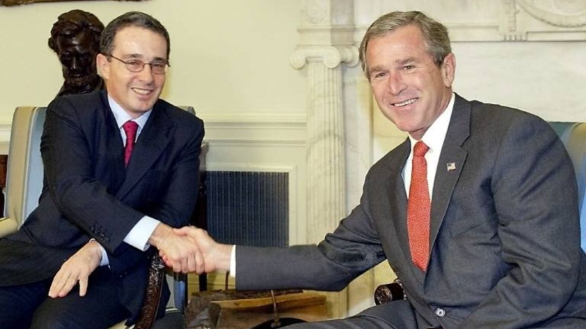 Uribe y George Bush
