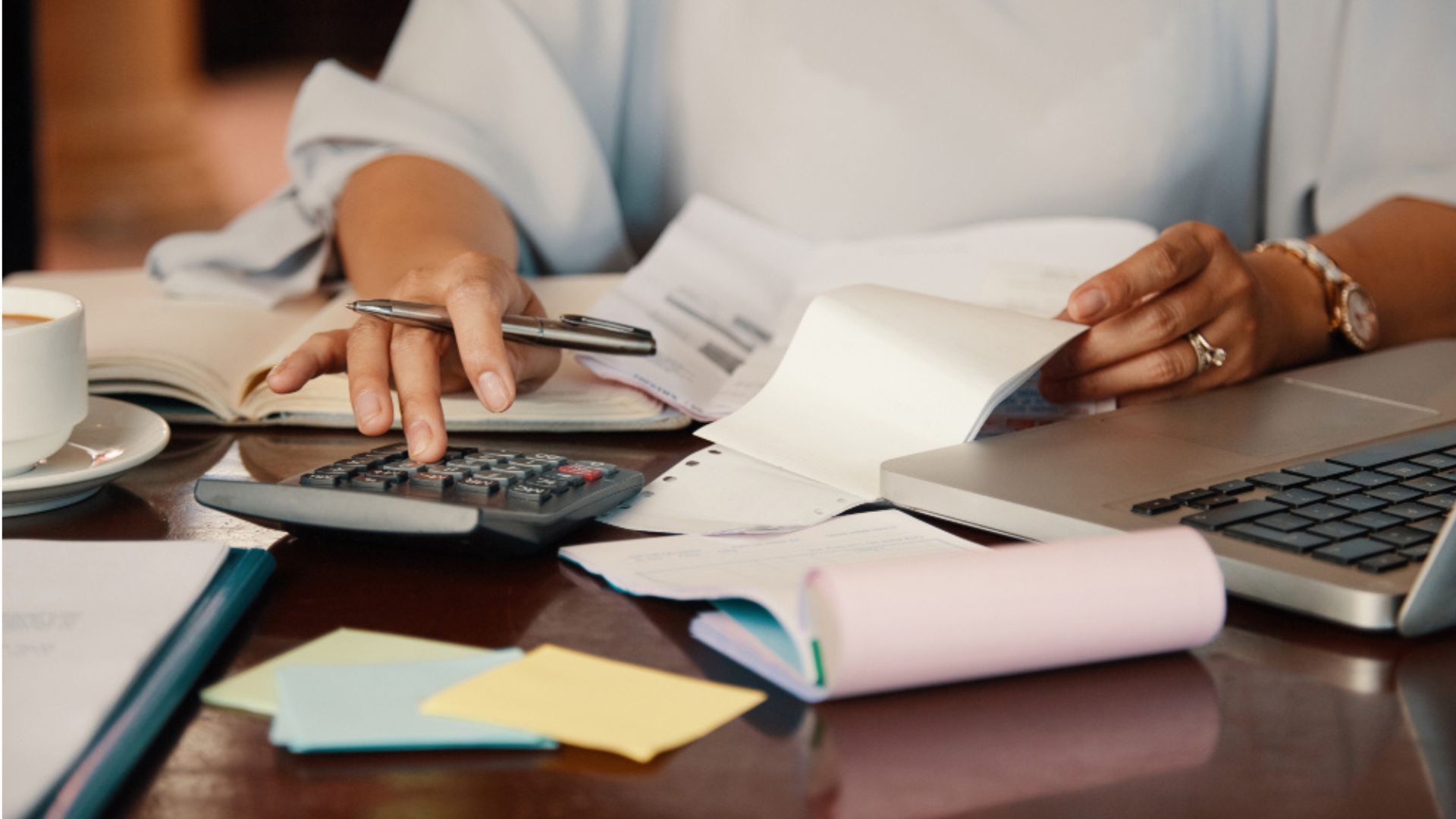 El embargo no quiere decir que se pierda el dinero, pues la situación depende del proceso que originó la medida y de las decisiones que tome la autoridad correspondiente.