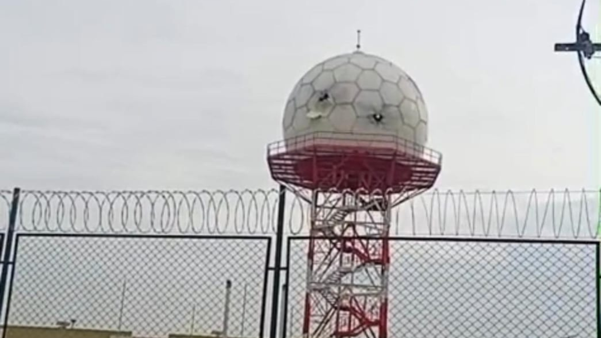 En el municipio de Candelaria, Valle del Cauca, resultó afectado un radar, tras un ataque con drones.