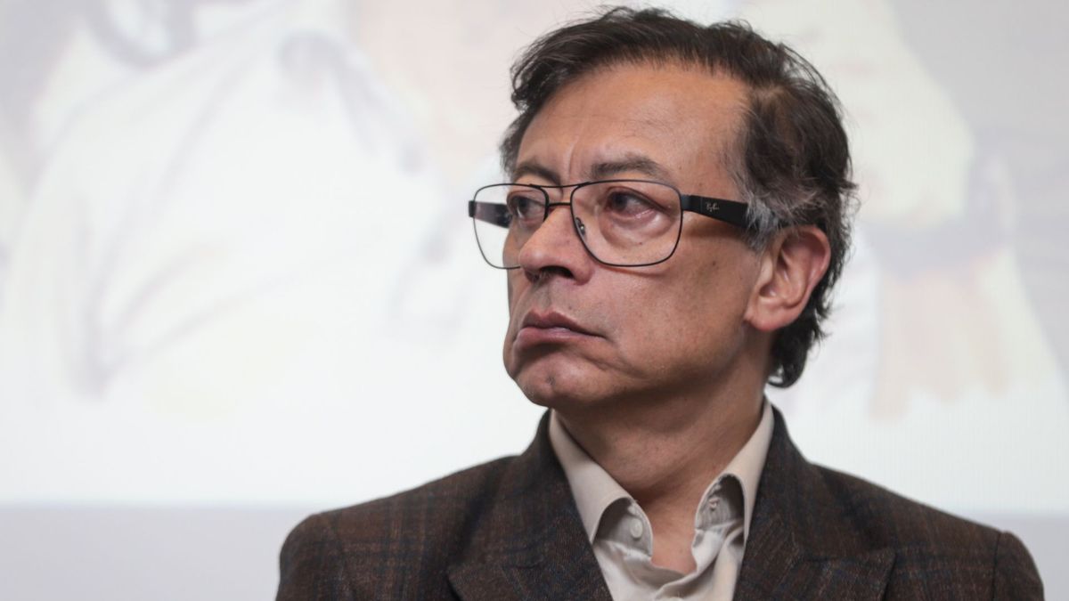 El expresidente Gustavo Petro ya habría regresado de Europa, según la información conocida por Darcy Quinn.
