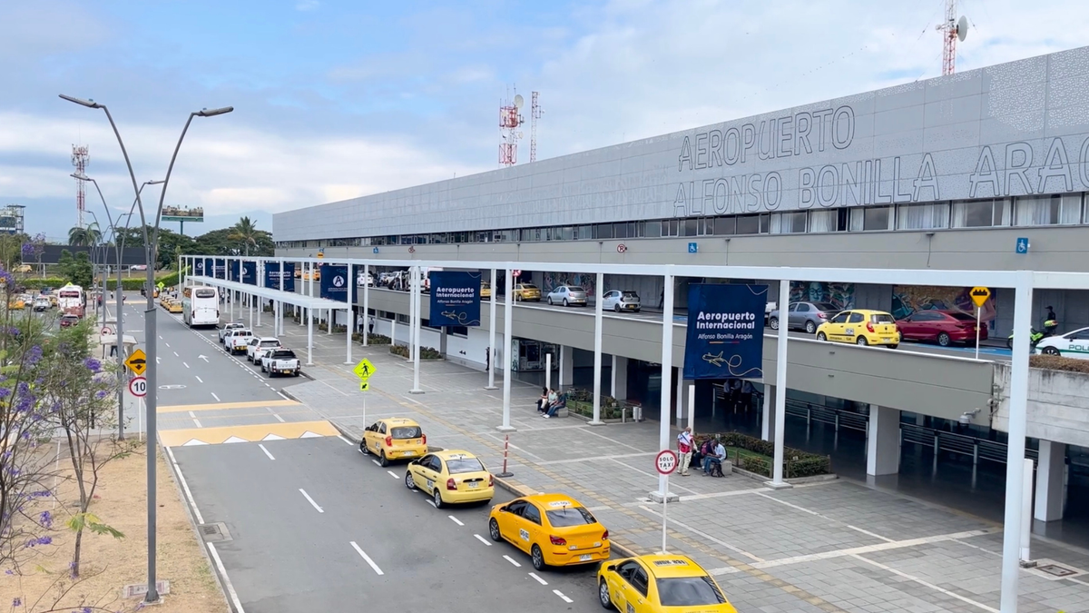 El Aeropuerto Alfonso Bonilla Aragón de Cali avanza en el proceso de selección de su nuevo operador.