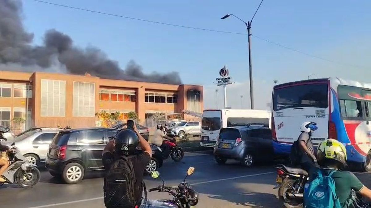 Incendio Estructural Acopi, Yumbo