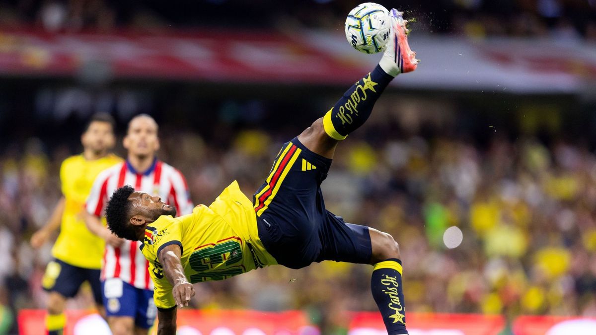 miguel borja chilena america liga mx chivas tabla de posiciones