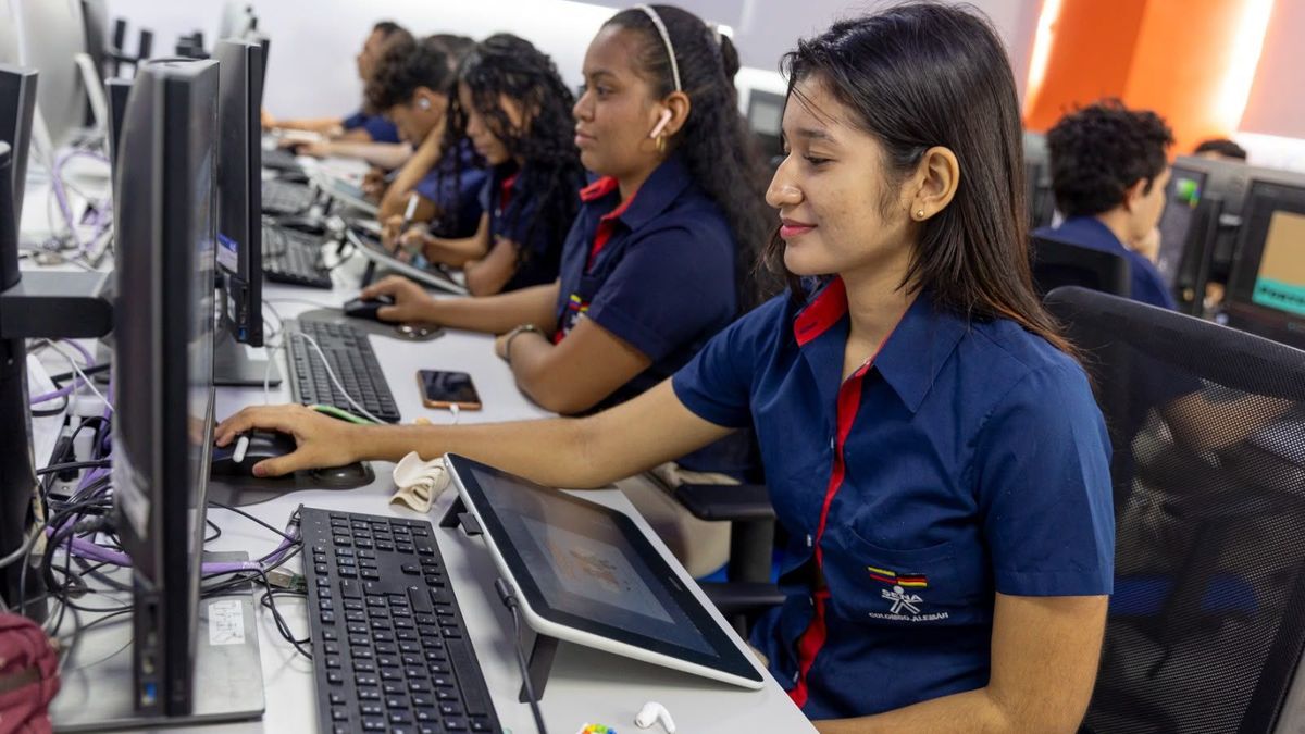 Estudiantes del Sena.