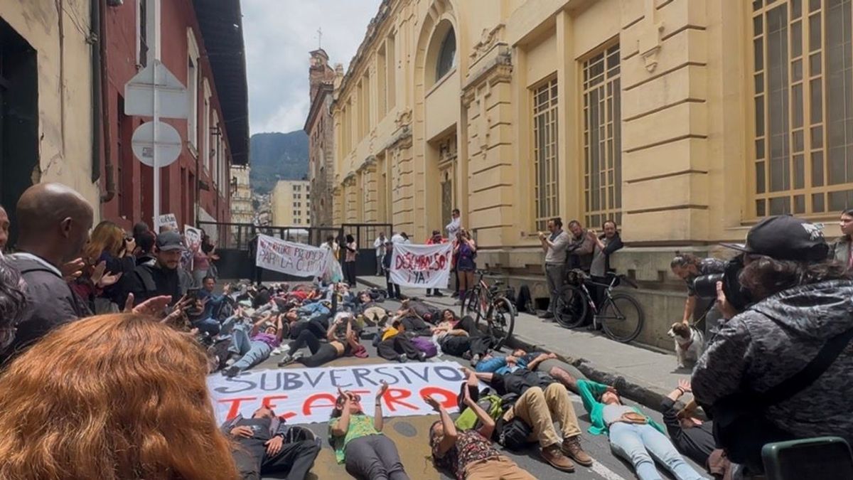 Manifestación de artistas en Bogotá