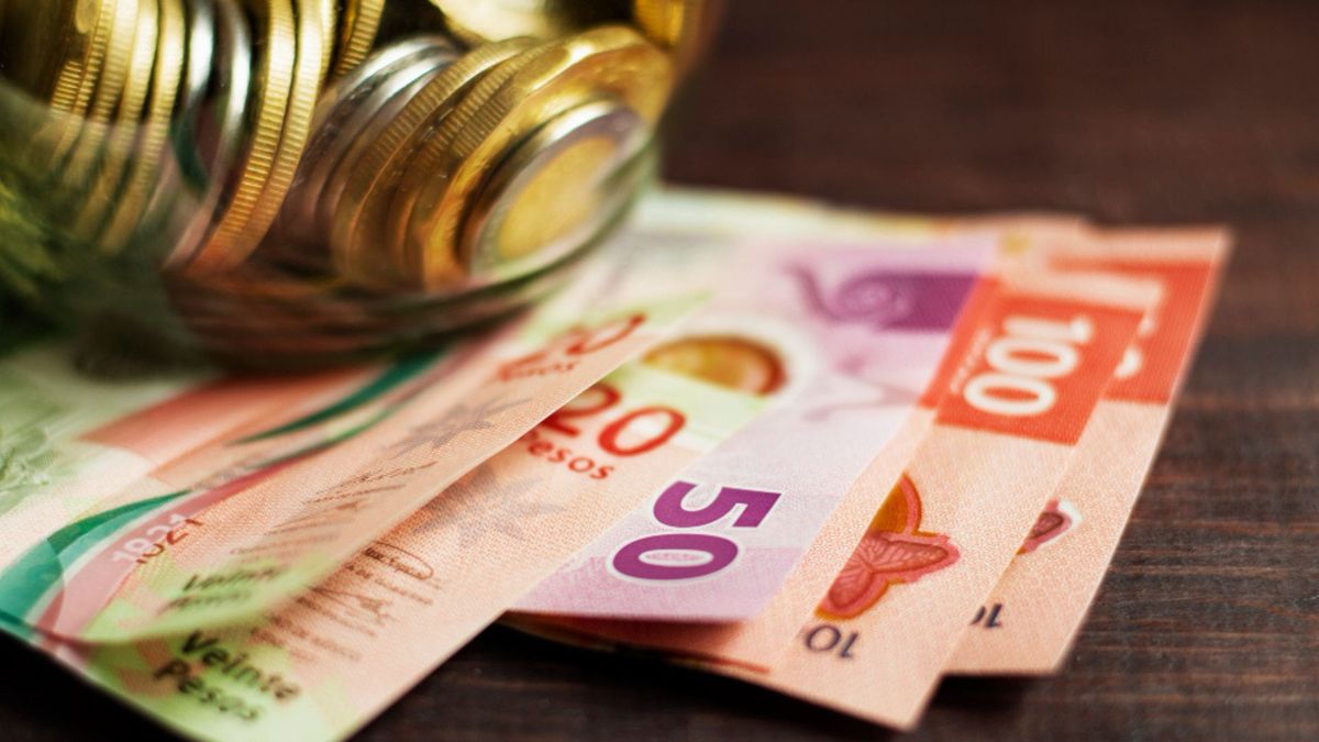 Antes de cambiar euros por pesos colombianos, una de las principales recomendaciones consiste en consultar las tasas disponibles en diferentes establecimientos.
