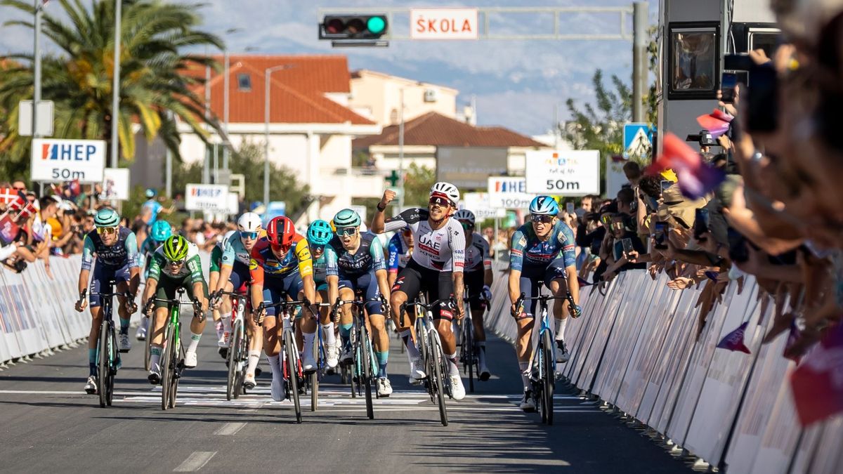 Sebastián Molano gana la etapa 1 de la CRO Race 2026