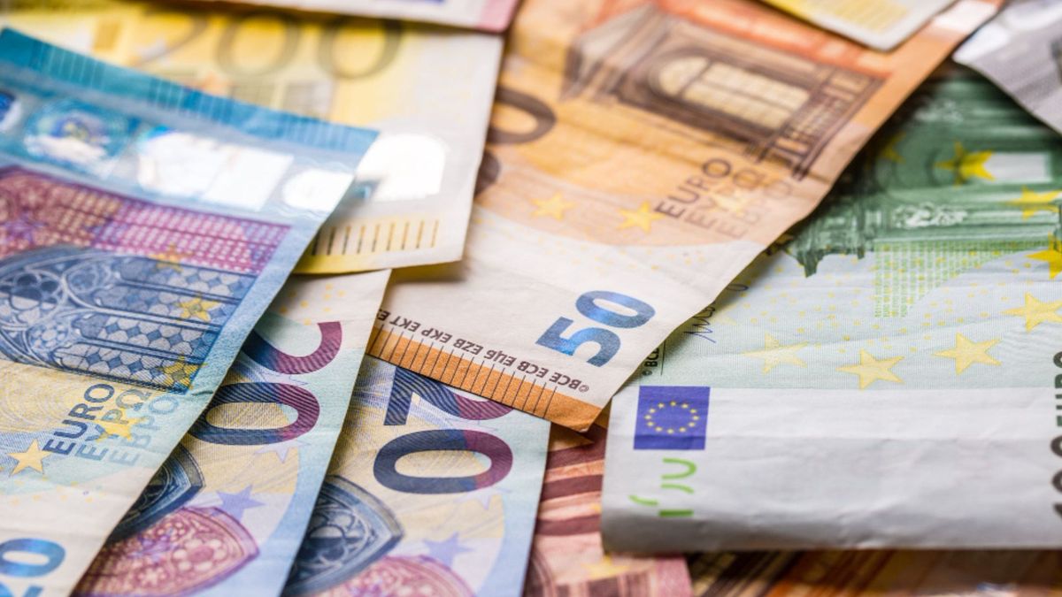 Antes de cambiar euros por pesos colombianos, conviene comparar las tasas disponibles en diferentes establecimientos.