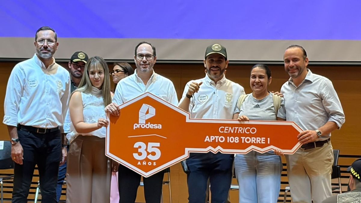 Las viviendas fueron entregadas en compañía del Gobierno Nacional