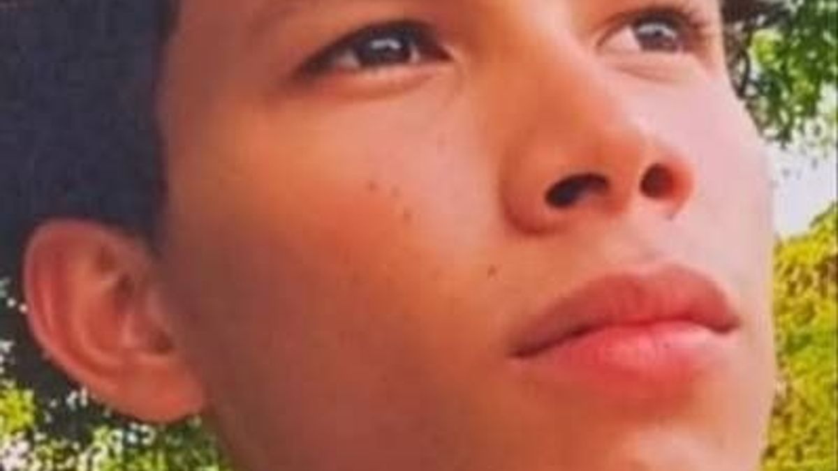 Ricardo Andrés Rodríguez Martínez, de 18 años, quien murió durante un operativo del Ejército contra las Autodefensas Conquistadoras de la Sierra Nevada.