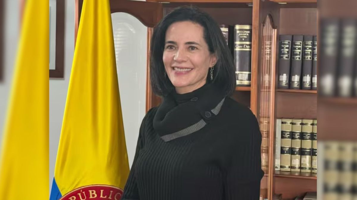 Es abogada y asumirá la presidencia de Colpensiones.