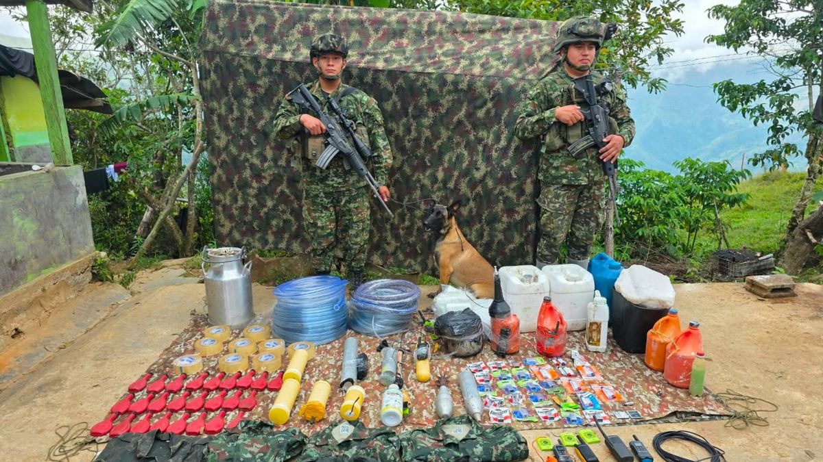 Hallan depósito de explosivos en Antioquia
