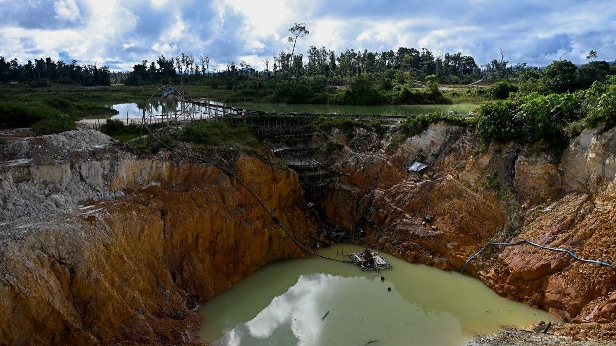 Mina oro artesanal en el estado Bolívar, Venezuela