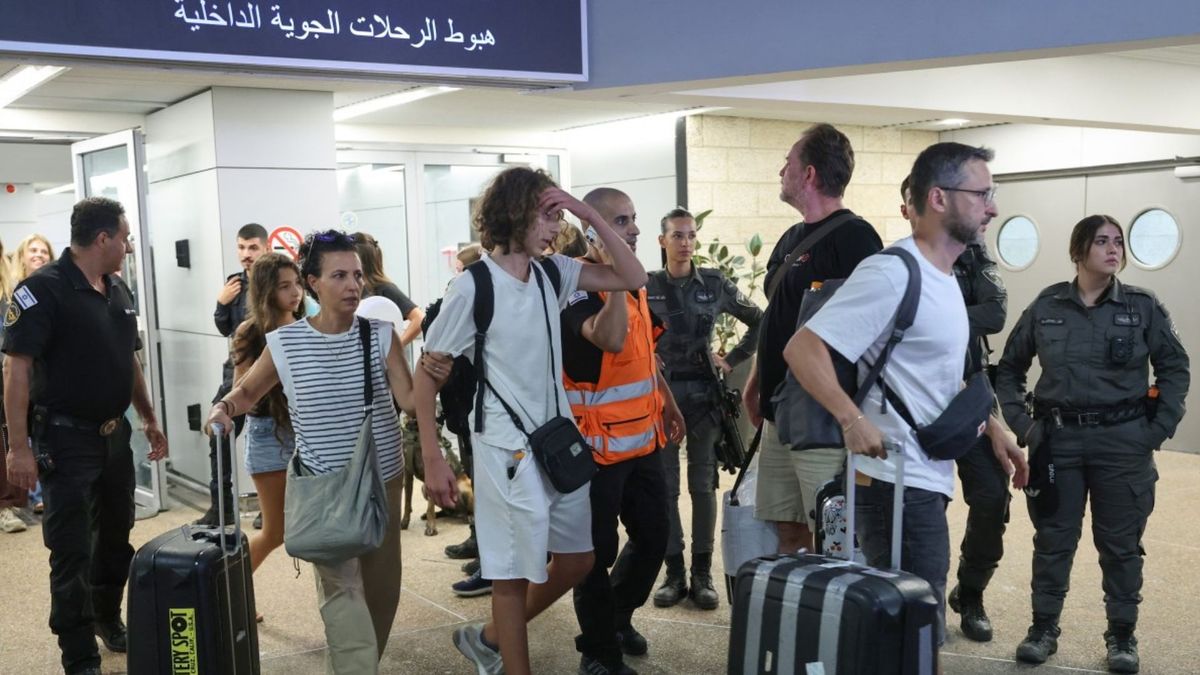 El avión, identificado como el vuelo FZ1073, despegó de Dubái este miércoles 30 de septiembre con destino al aeropuerto Ben Gurion.
