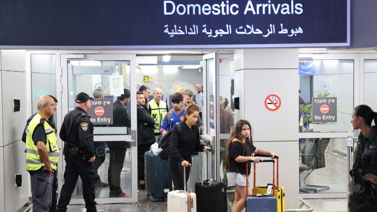 Los registros de FlightRadar24 muestran que el avión comenzó el recorrido desde Dubái en dirección oeste.