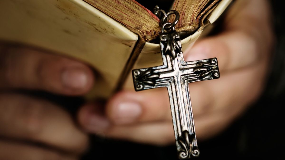 Iglesia Católica establece nuevos lineamientos para los exorcismos en Colombia