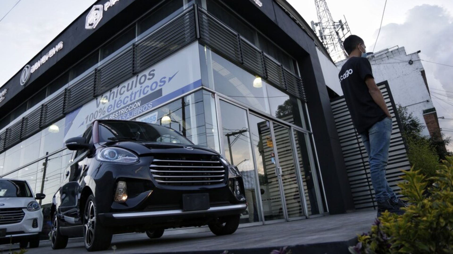Propietarios de vehículos eléctricos en Colombia podrán solicitar devolución del IVA