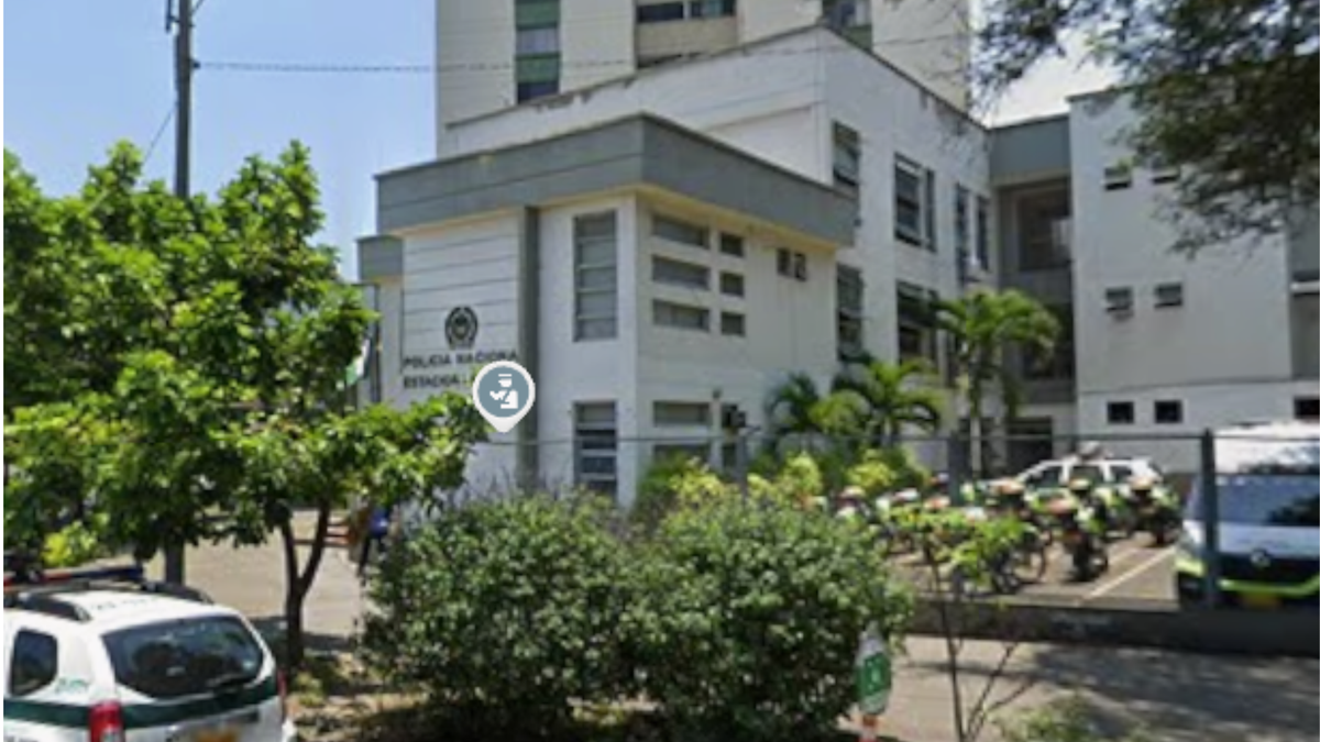 La Estación de Policía de La Flora en la ciudad de Cali.