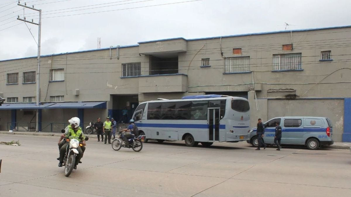 Hombres armados atentaron contra la fachada de la cárcel La Modelo de Barranquilla
