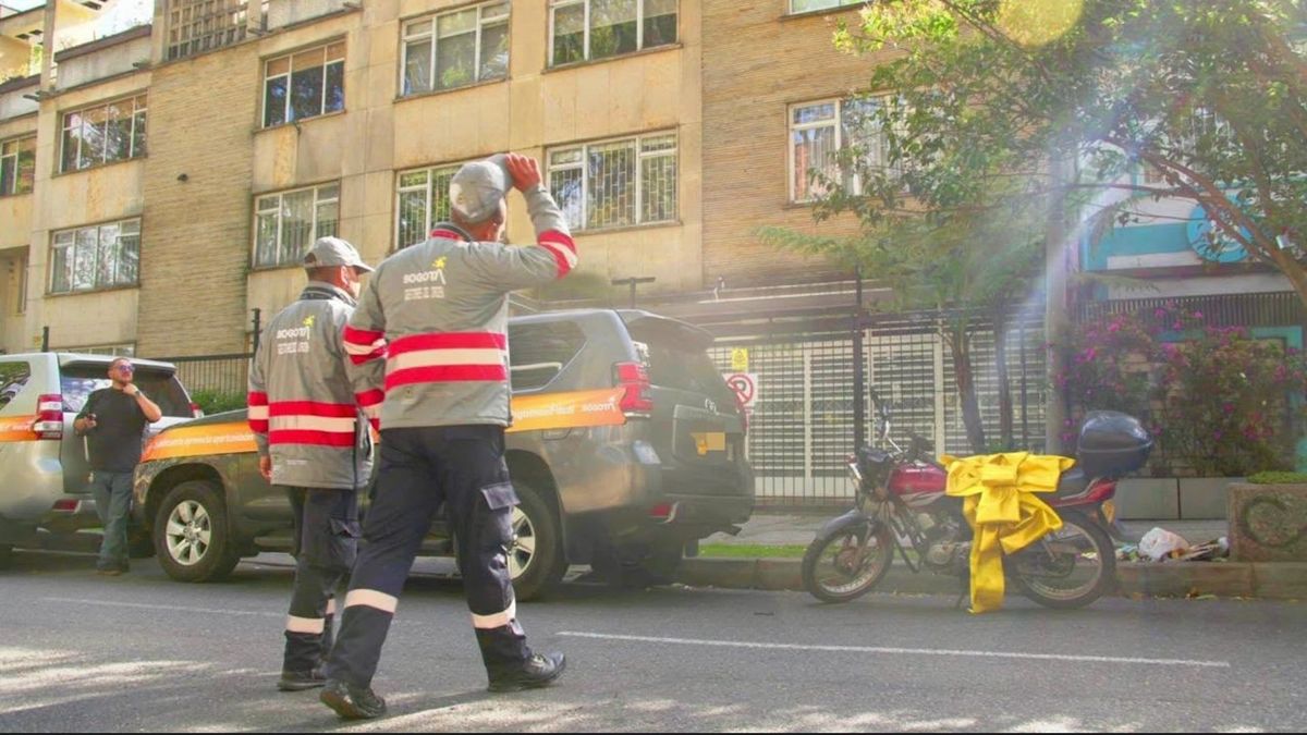 hurto vehículos bogotá jalado cuidadores informales autopartes robadas