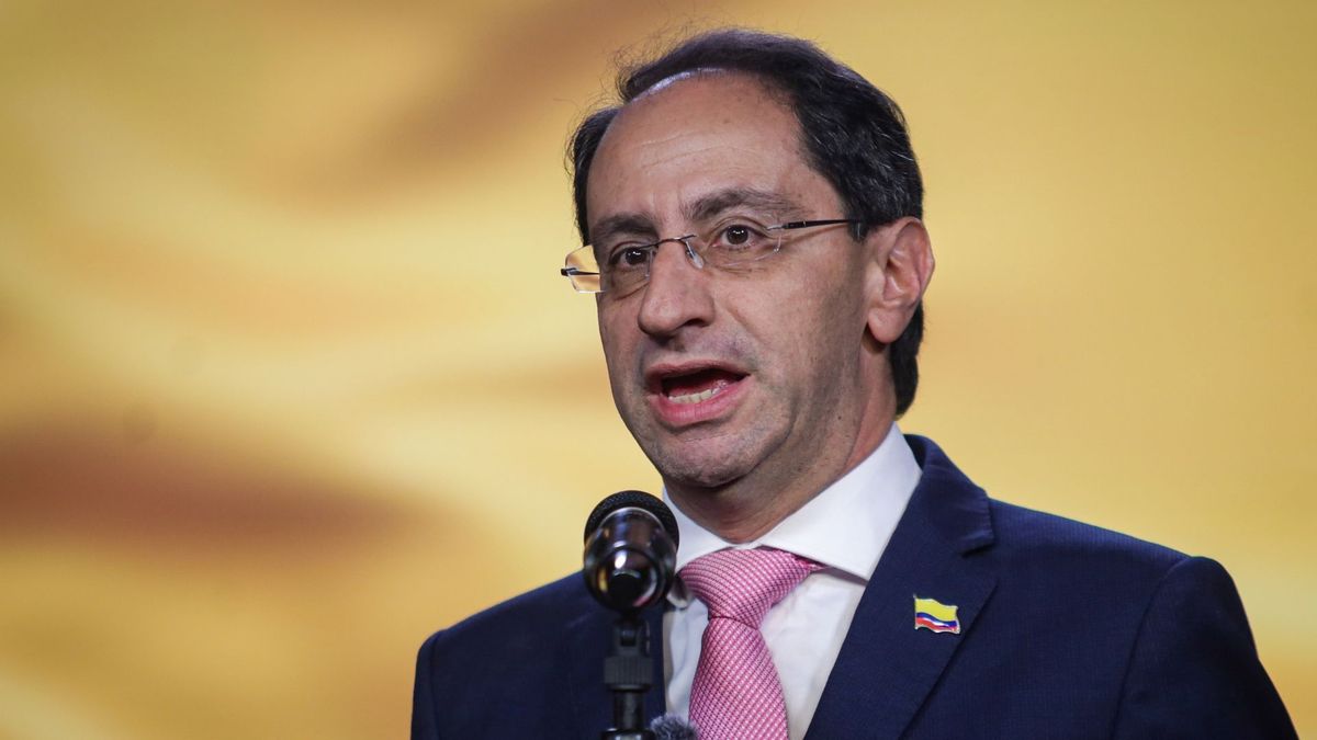 Vicepresidente José Manuel Restrepo.