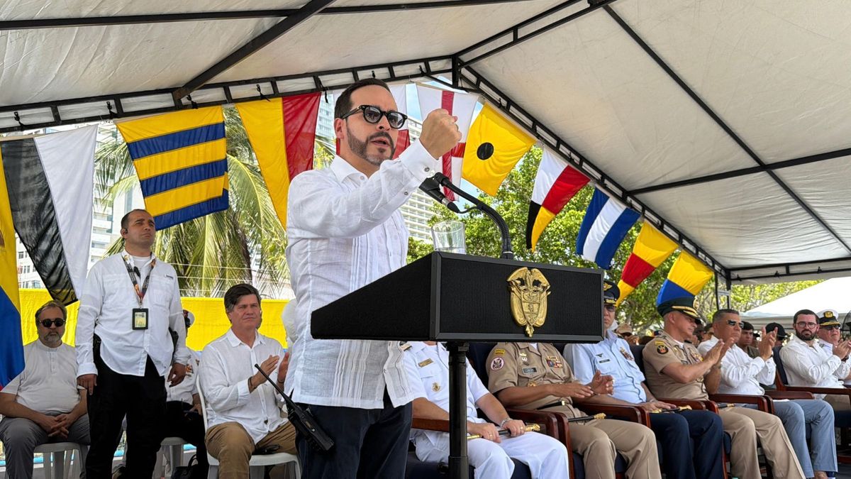 Discurso del presidente Abelardo de la Espriella, en la Base Naval ARC Bolívar, en Cartagena.