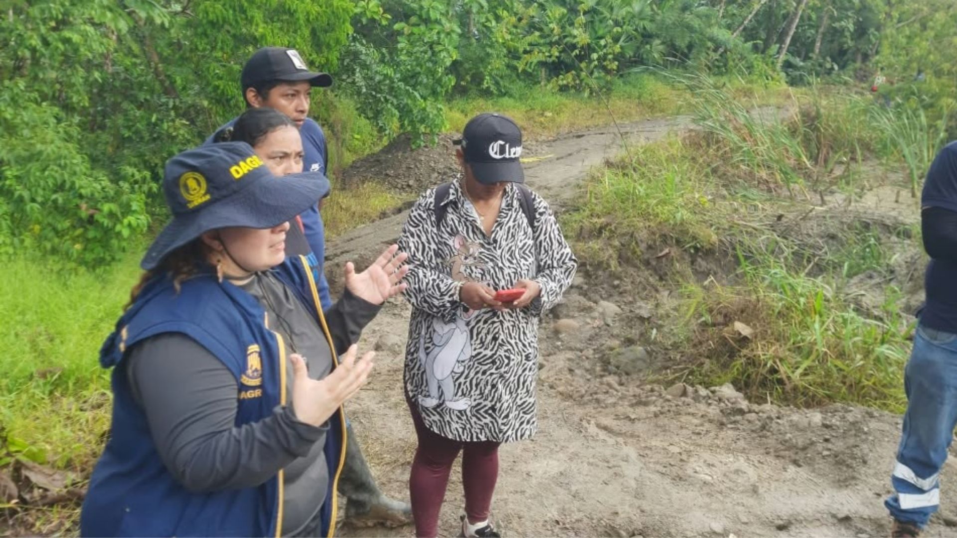 Atención a daños en el Urabá antioqueño por terremoto en Panamá.
