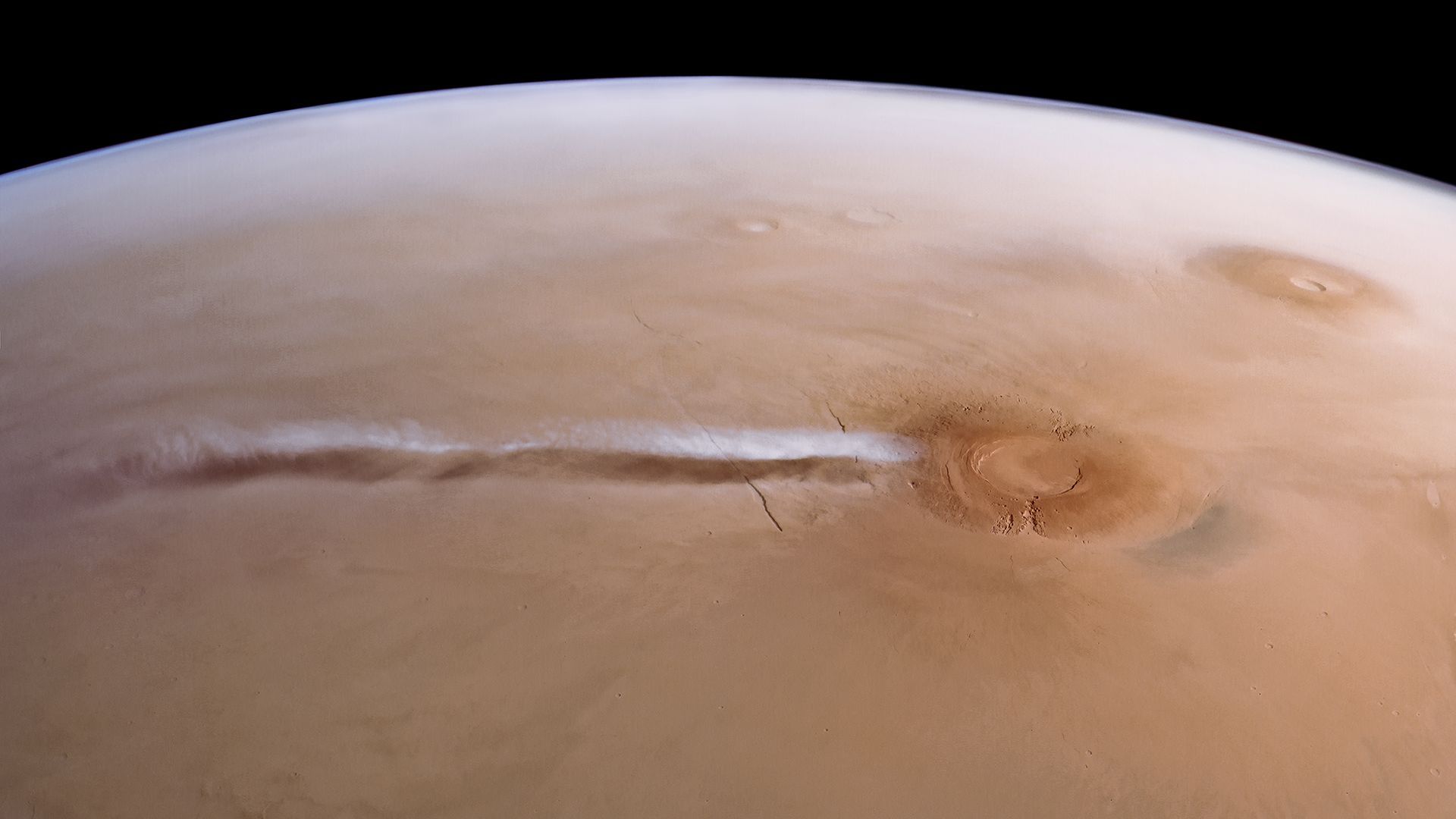 La nube de Marte, desde el espacio.