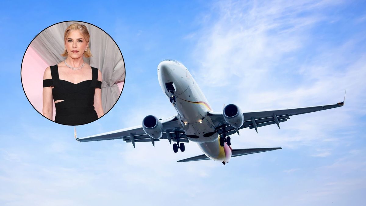 La mujer fue remitida a un hospital tras el incidente en el vuelo comercial.