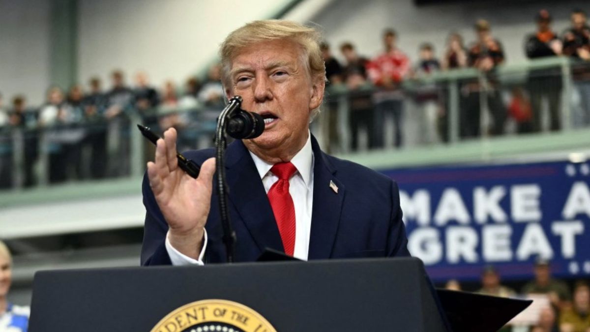 El Gobierno del presidente estadounidense, Donald Trump, pidió a Kimberly Guilfoyle que renunciara a su cargo como embajadora de Estados Unidos en Grecia, según confirmó este martes Katie Zacharia, secretaria de prensa de la Casa Blanca.