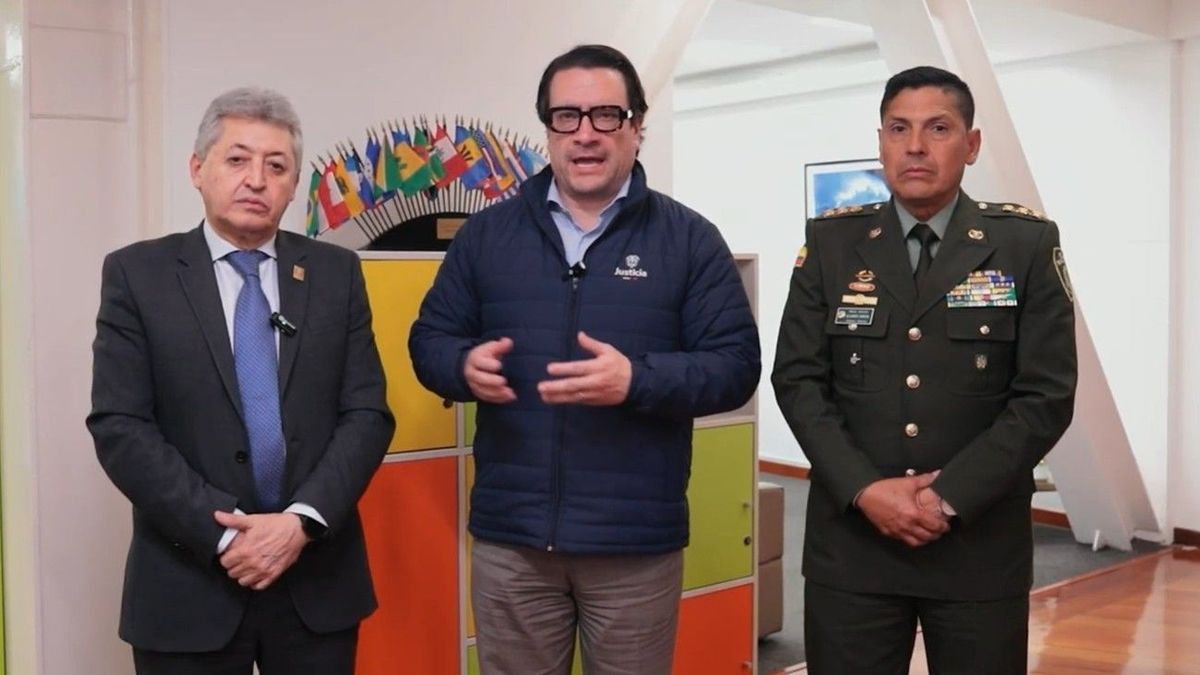 MinJusticia, Fiscal General (e), Director Policía.