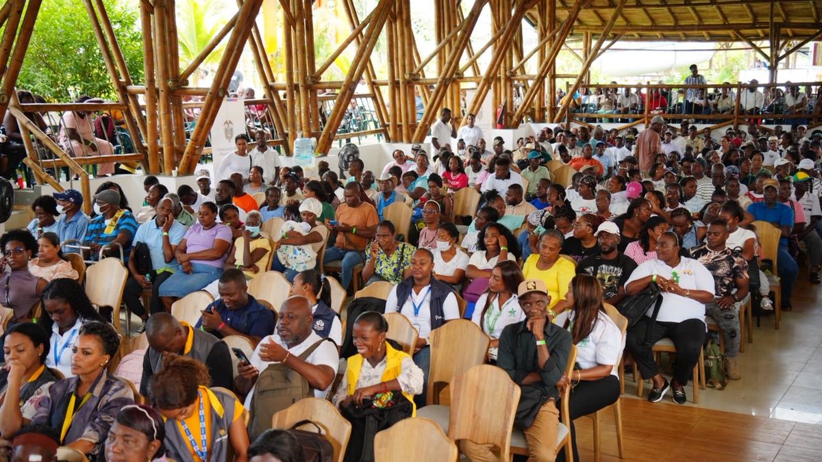 Unidad para las Víctimas entregó $955 millones en indemnizaciones judiciales a 637 víctimas de las extintas AUC en el Chocó
