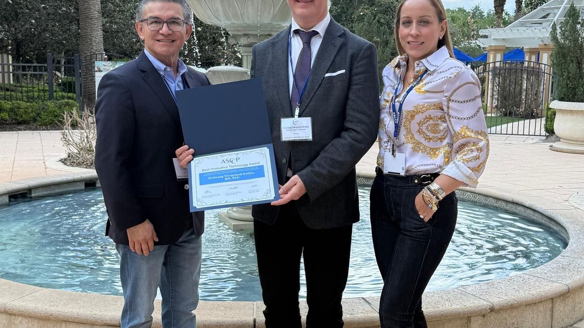 Entrega Premio recibido en Abril, 2026 por desarrollar La Tecnología Más Inivadora para el Triage del Cáncer Cervicouterino. Otorgado por la ASCCP