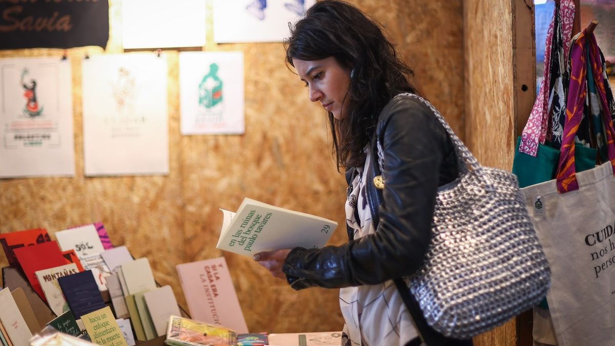 Dineros para pagar bonos de lectura a libreros independientes