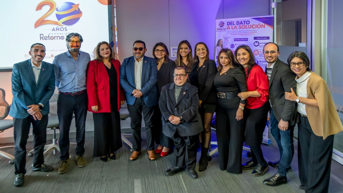 La Supersalud participó en el evento donde los integrantes de Retorno Vital presentaron el informe.