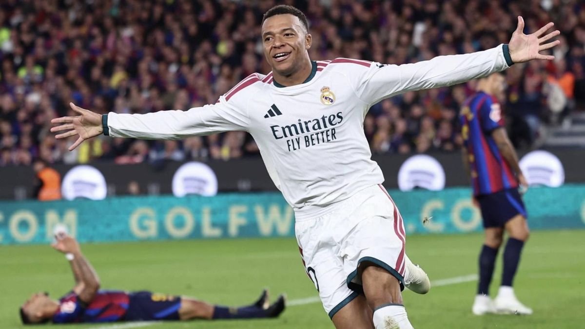 Kylian Mbappé fue la gran figura del clásico español con un gol en cada tiempo para el triunfo del Madrid