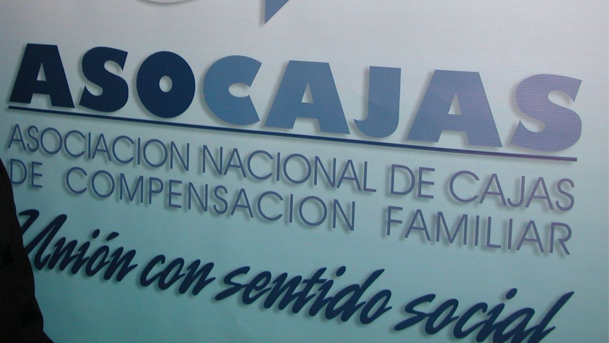 El senador Víctor Manuel Salcedo, del partido de la U, cuestionó una presunta intervención de la Superintendencia del Subsidio Familiar en el Congreso de Asocajas para solicitar la salida de la líder del gremio.