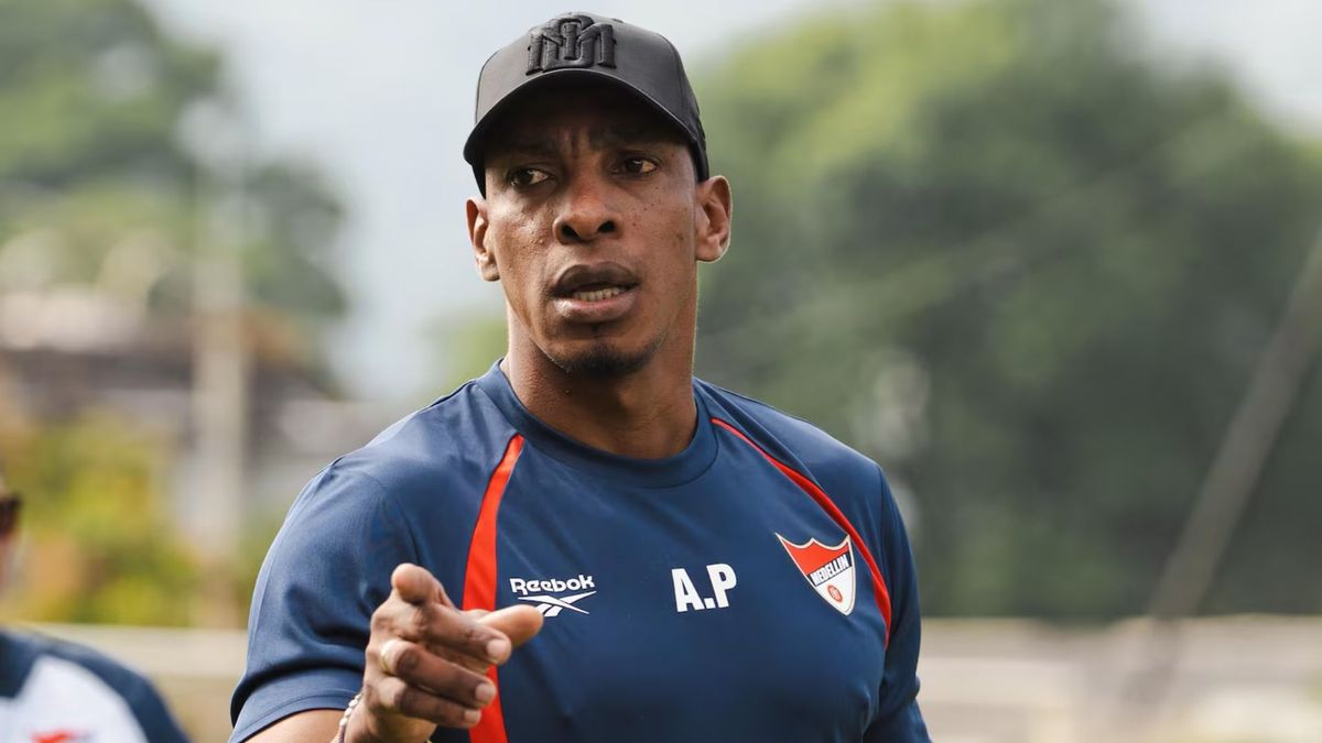 Amaranto Perea, entrenador de Independiente Medellín