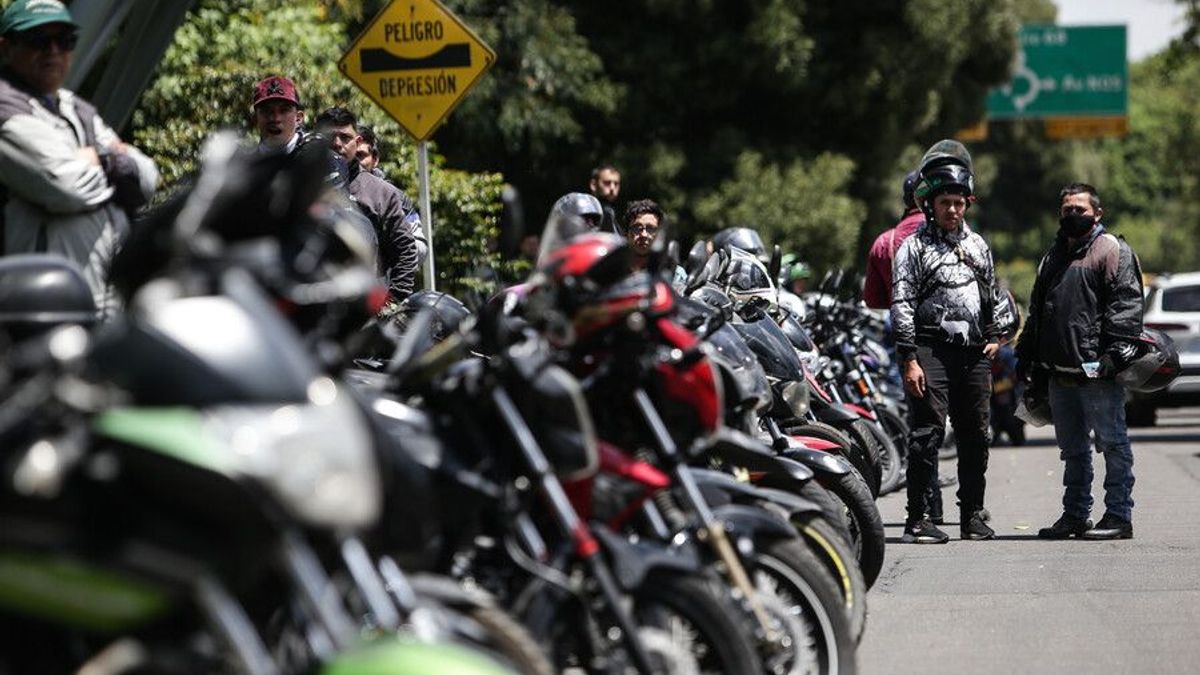 Los motocicletas tienen restricciones en Bogotá durante el próximo puente festivo.