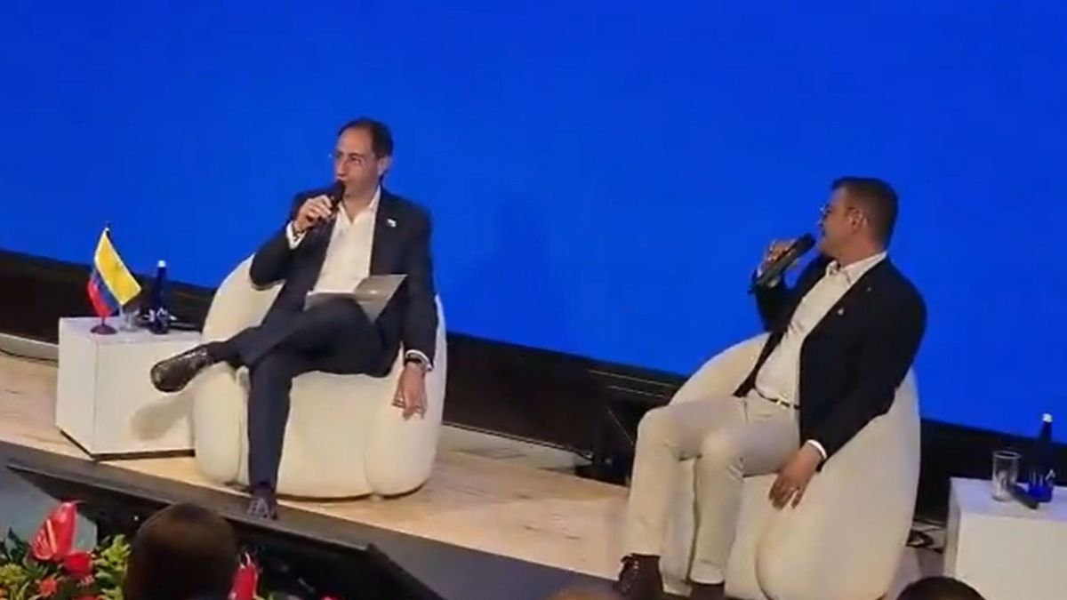 José Manuel Restrepo, vicepresidente de la República y el presidente del Icetex, Richard Caicedo